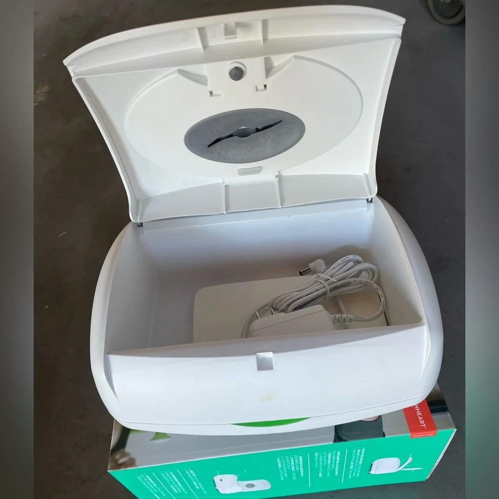 Wipe warmer